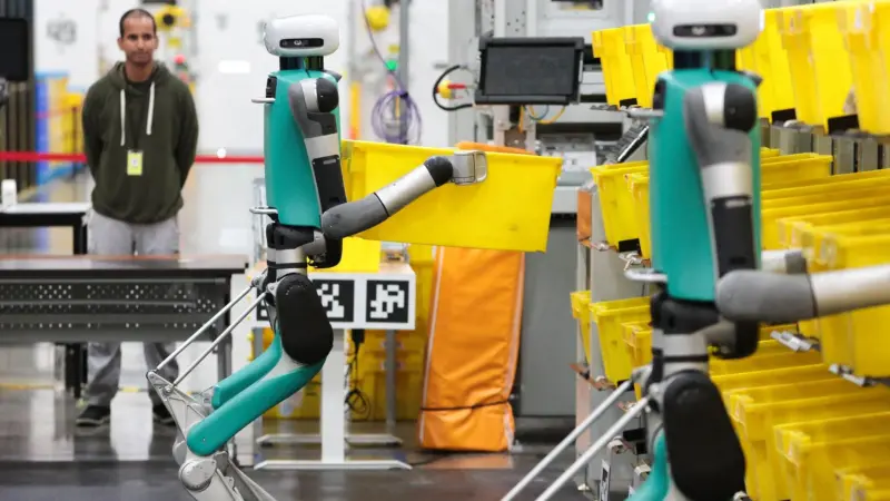 Robot humanoide pequeño de Amazon