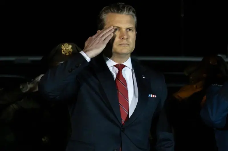 Trump en los tribunales por bloquear contratos de defensa