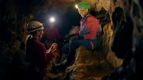 Por qué las cuevas pueden ser el mejor lugar para encontrar vida extraterrestre