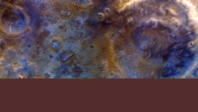 Una nave va en camino a un asteroide ultravalioso, pero se acercó a Marte y tomó estas increíbles fotos