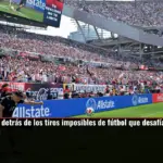La física detrás de los tiros imposibles de fútbol que desafían a los porteros